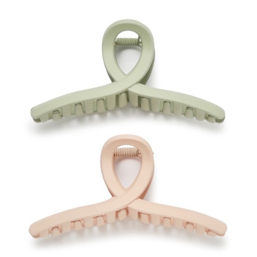 2 New Hair Claw Clips Kelly & Katie